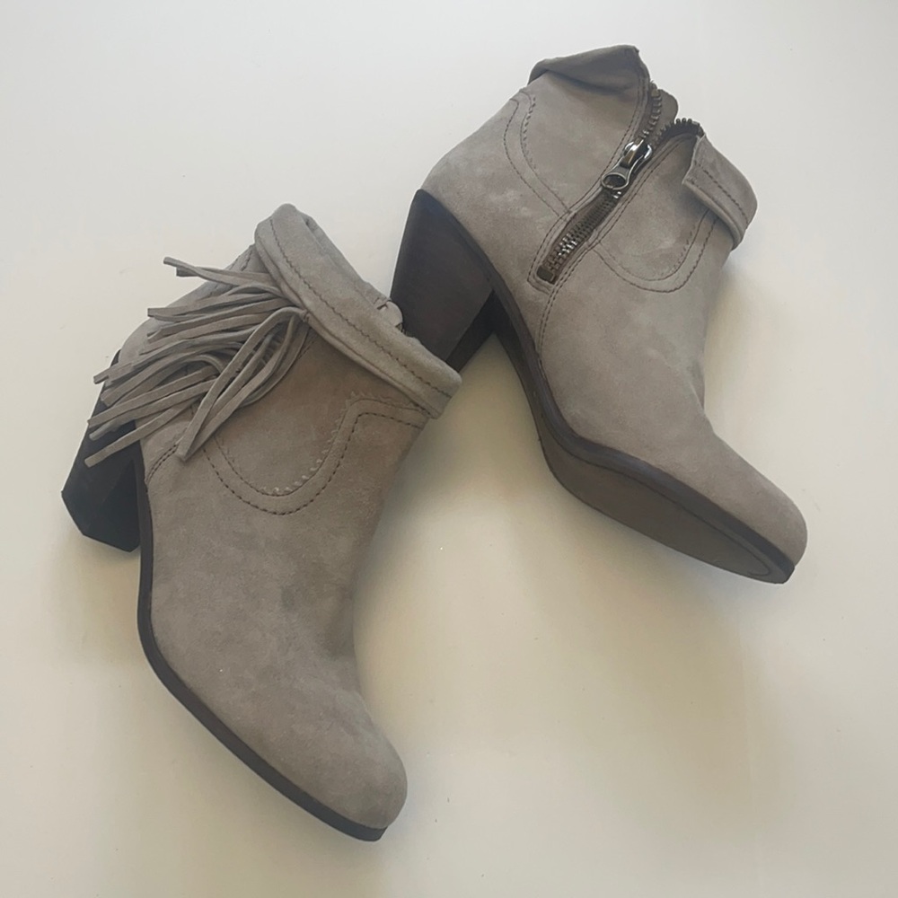 Sam Edelman Louie Tan Fringe Ankle Boot size 9